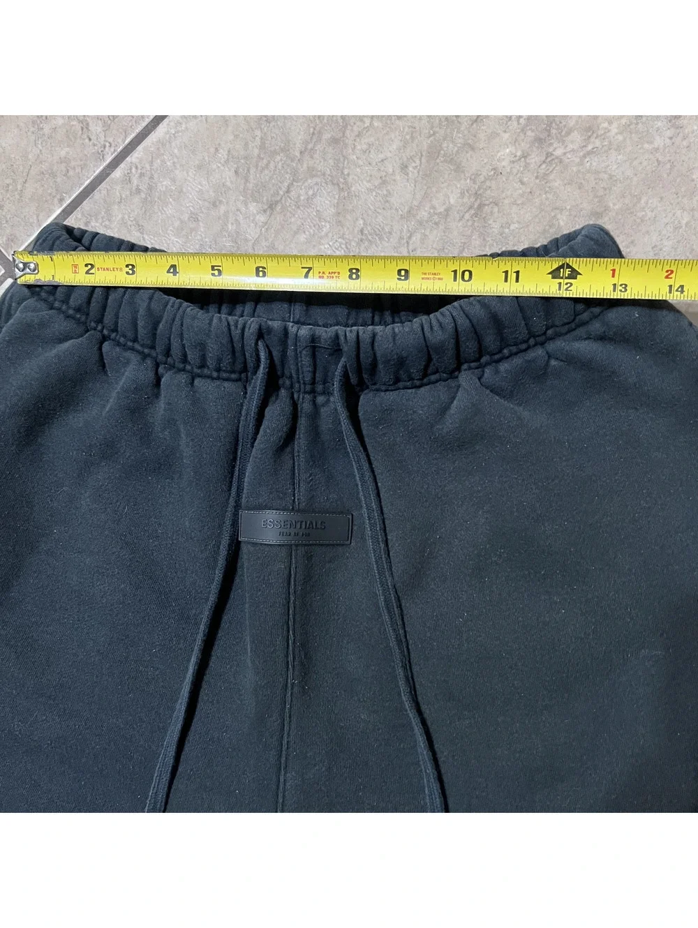 Essentials Fear of God Elastic Waist Draw String Sweat Shorts Streetwear Small